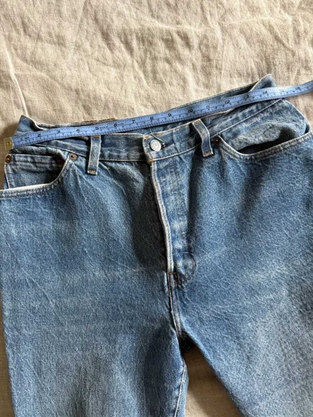 Vintage Levi’s 501 Jeans 18501‑0115 Straight Leg – Button Fly - Picture 11 of 11